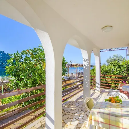 Apartment Cukusic * Rogoznica (Sibenik-Knin)