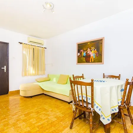 Apartament Ante
